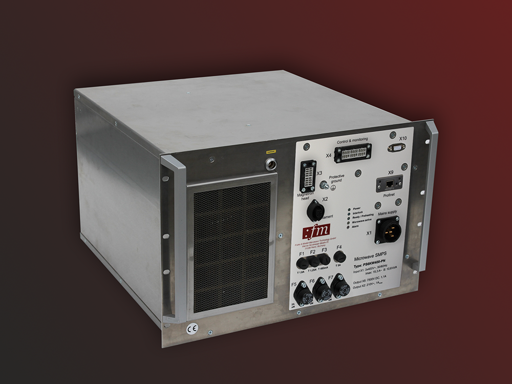 5kW / 915 MHz Luftgekühlt - Anschlüsse an der Vorderseite